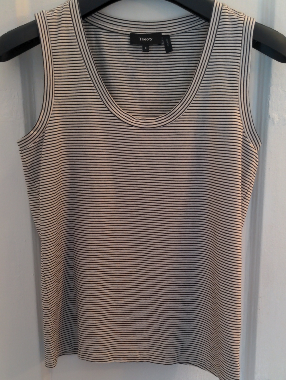 NWOT Theory Black & Ivory White Thin-Stripe Tank Top, S,, Stretchy Easy Comfort